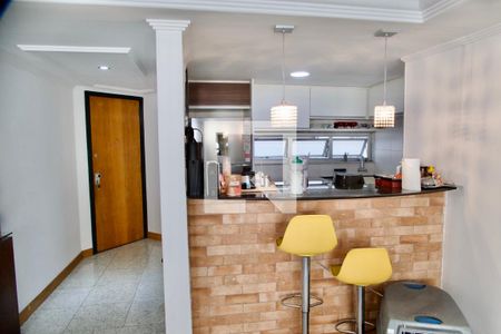 Apartamento à venda com 230m², 3 quartos e 2 vagas Apartamento à venda com 230m², 3 quartos e 2 vagasCozinha