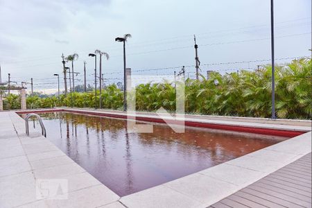 Studio para alugar com 70m², 1 quarto e 1 vaga Studio para alugar com 70m², 1 quarto e 1 vagaPiscina