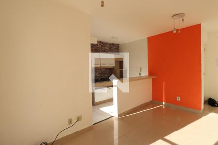 Sala de apartamento para alugar com 2 quartos, 49m² em Jardim Guilhermino, Guarulhos