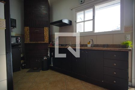 Casa à venda com 168m², 4 quartos e 3 vagasCozinha 