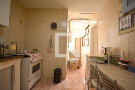 Apartamento à venda com 120m², 2 quartos e 1 vagaCozinha