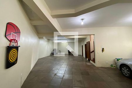 Casa à venda com 445m², 5 quartos e 6 vagasGaragem