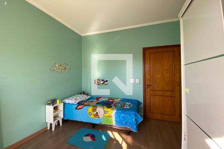 Casa à venda com 445m², 5 quartos e 6 vagasQuarto 2