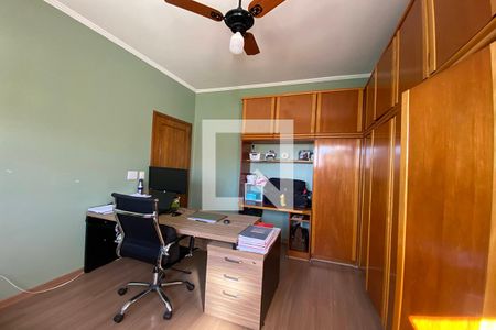 Casa à venda com 445m², 5 quartos e 6 vagasQuarto 1