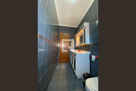 Casa à venda com 445m², 5 quartos e 6 vagasBanheiro Social