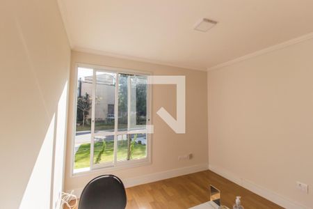 Casa de condomínio à venda com 470m², 5 quartos e 4 vagasEscritório