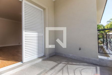 Casa de condomínio à venda com 470m², 5 quartos e 4 vagasvaranda