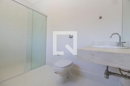 Casa de condomínio à venda com 470m², 5 quartos e 4 vagasBanheiro da Suíte 4