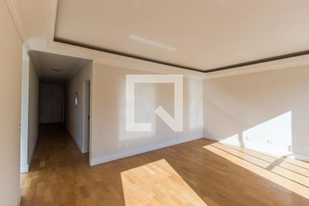 Casa de condomínio à venda com 470m², 5 quartos e 4 vagasSala