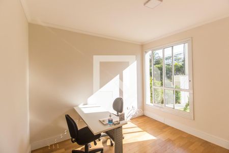 Casa de condomínio à venda com 470m², 5 quartos e 4 vagasEscritório