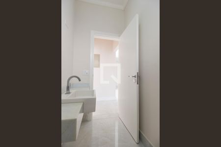 Casa de condomínio à venda com 470m², 5 quartos e 4 vagasLavabo