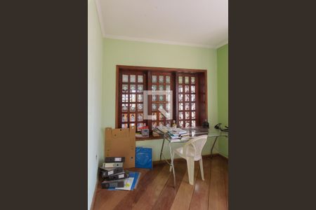 Casa à venda com 270m², 4 quartos e 4 vagas Casa à venda com 270m², 4 quartos e 4 vagasQuarto 1