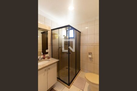 Apartamento para alugar com 281m², 3 quartos e 3 vagas Apartamento para alugar com 281m², 3 quartos e 3 vagasBanheiro Corredor