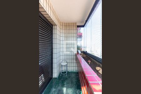 Apartamento para alugar com 281m², 3 quartos e 3 vagas Apartamento para alugar com 281m², 3 quartos e 3 vagasVaranda da Suíte