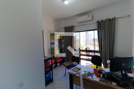 Casa à venda com 202m², 5 quartos e 4 vagas Casa à venda com 202m², 5 quartos e 4 vagasSuíte 02