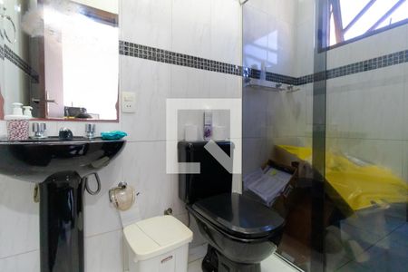 Casa à venda com 202m², 5 quartos e 4 vagas Casa à venda com 202m², 5 quartos e 4 vagasBanheiro da Suíte 02