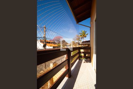 Casa à venda com 202m², 5 quartos e 4 vagas Casa à venda com 202m², 5 quartos e 4 vagasSacada da Suíte 01