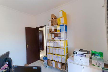 Casa à venda com 202m², 5 quartos e 4 vagas Casa à venda com 202m², 5 quartos e 4 vagasQuarto 01