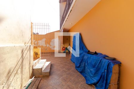 Casa à venda com 202m², 5 quartos e 4 vagas Casa à venda com 202m², 5 quartos e 4 vagasQuitnal