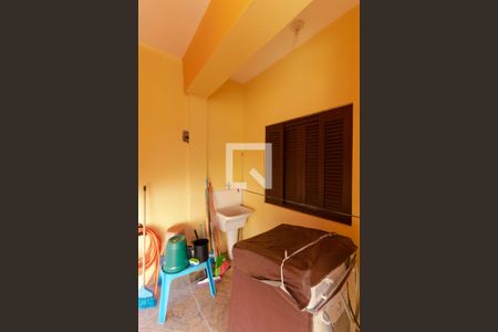 Casa à venda com 202m², 5 quartos e 4 vagas Casa à venda com 202m², 5 quartos e 4 vagasÁrea de Serviço 01