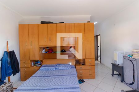 Casa à venda com 202m², 5 quartos e 4 vagas Casa à venda com 202m², 5 quartos e 4 vagasSuíte 01