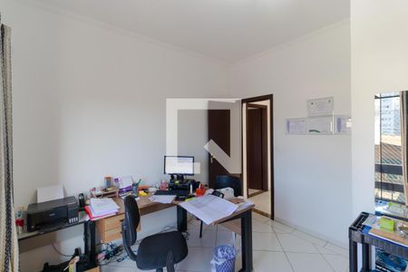 Casa à venda com 202m², 5 quartos e 4 vagas Casa à venda com 202m², 5 quartos e 4 vagasSuíte 02