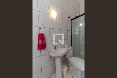 Casa à venda com 202m², 5 quartos e 4 vagas Casa à venda com 202m², 5 quartos e 4 vagasBanheiro 05 (Edícula)