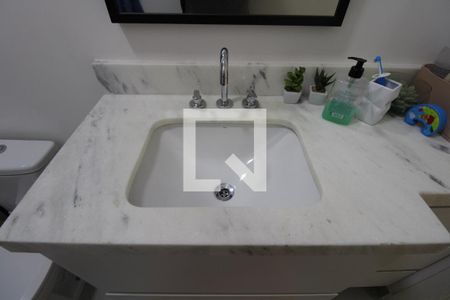 Casa à venda com 320m², 3 quartos e 4 vagasBanheiro Social