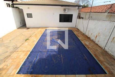 Casa à venda com 320m², 3 quartos e 4 vagasÁrea de lazer - piscina