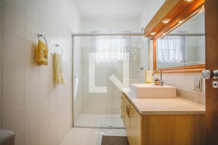 Casa à venda com 500m², 4 quartos e 4 vagas Casa à venda com 500m², 4 quartos e 4 vagasBanheiro 3