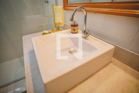 Casa à venda com 500m², 4 quartos e 4 vagas Casa à venda com 500m², 4 quartos e 4 vagasBanheiro 3 - Torneira