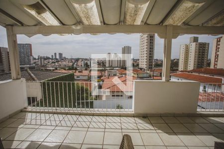 Casa à venda com 500m², 4 quartos e 4 vagas Casa à venda com 500m², 4 quartos e 4 vagasVista