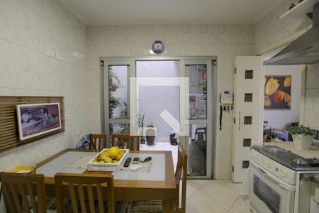 Casa de condomínio para alugar com 120m², 2 quartos e 2 vagasCozinha