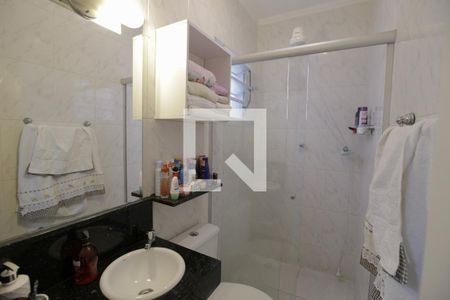 Casa de condomínio para alugar com 120m², 2 quartos e 2 vagasBanheiro da Suíte 1