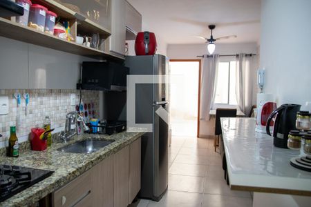 Casa de condomínio para alugar com 45m², 2 quartos e sem vaga Casa de condomínio para alugar com 45m², 2 quartos e sem vagaCozinha