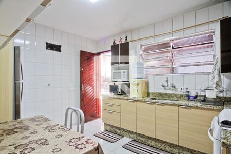 Casa de condomínio à venda com 108m², 2 quartos e 2 vagas Casa de condomínio à venda com 108m², 2 quartos e 2 vagasCozinha