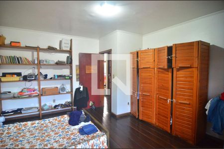 Casa à venda com 333m², 4 quartos e 2 vagasQuarto 3