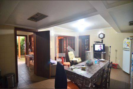 Casa à venda com 333m², 4 quartos e 2 vagasCozinha