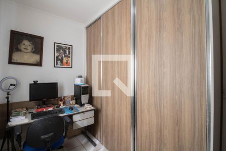 Casa à venda com 165m², 3 quartos e 4 vagas Casa à venda com 165m², 3 quartos e 4 vagasQuarto 3