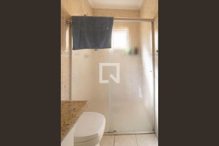 Casa à venda com 165m², 3 quartos e 4 vagas Casa à venda com 165m², 3 quartos e 4 vagasBanheiro