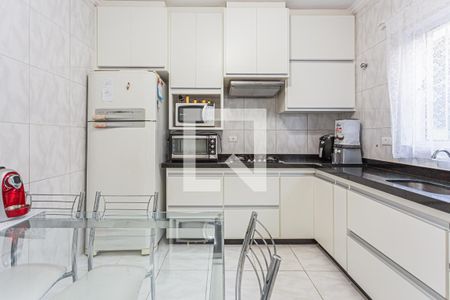 Casa à venda com 174m², 3 quartos e 2 vagasCozinha