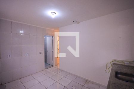 Sala/Cozinha de casa para alugar com 1 quarto, 46m² em Vila Brasilina, São Paulo