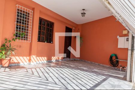 Casa à venda com 243m², 3 quartos e 3 vagasGaragem