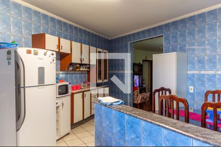 Casa à venda com 243m², 3 quartos e 3 vagasCozinha