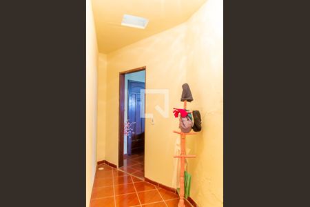 Casa à venda com 243m², 3 quartos e 3 vagasEscritório