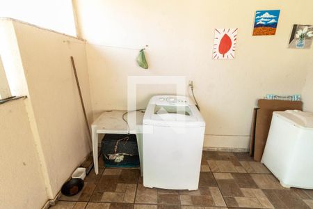 Apartamento à venda com 90m², 2 quartos e 1 vaga Apartamento à venda com 90m², 2 quartos e 1 vagaÁrea de Serviço