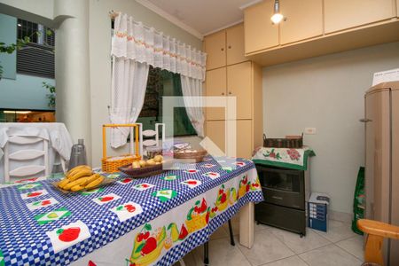 Casa à venda com 300m², 3 quartos e 4 vagasChurrasqueira