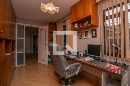 Casa à venda com 300m², 3 quartos e 4 vagasEscritório