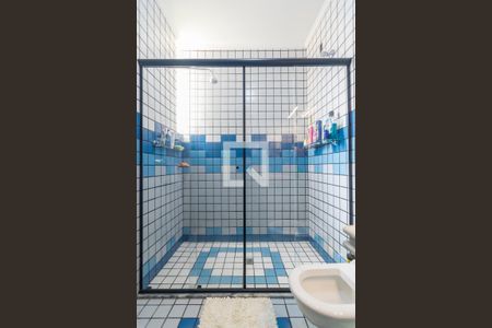 Casa à venda com 202m², 3 quartos e 8 vagas Casa à venda com 202m², 3 quartos e 8 vagasBanheiro da Suíte