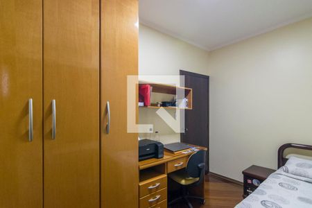 Casa à venda com 202m², 3 quartos e 8 vagas Casa à venda com 202m², 3 quartos e 8 vagasQuarto 2